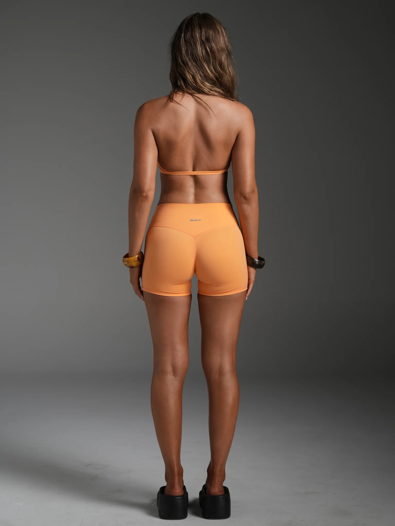 FLX Invisible Scrunch Shorts 4" - Image 4
